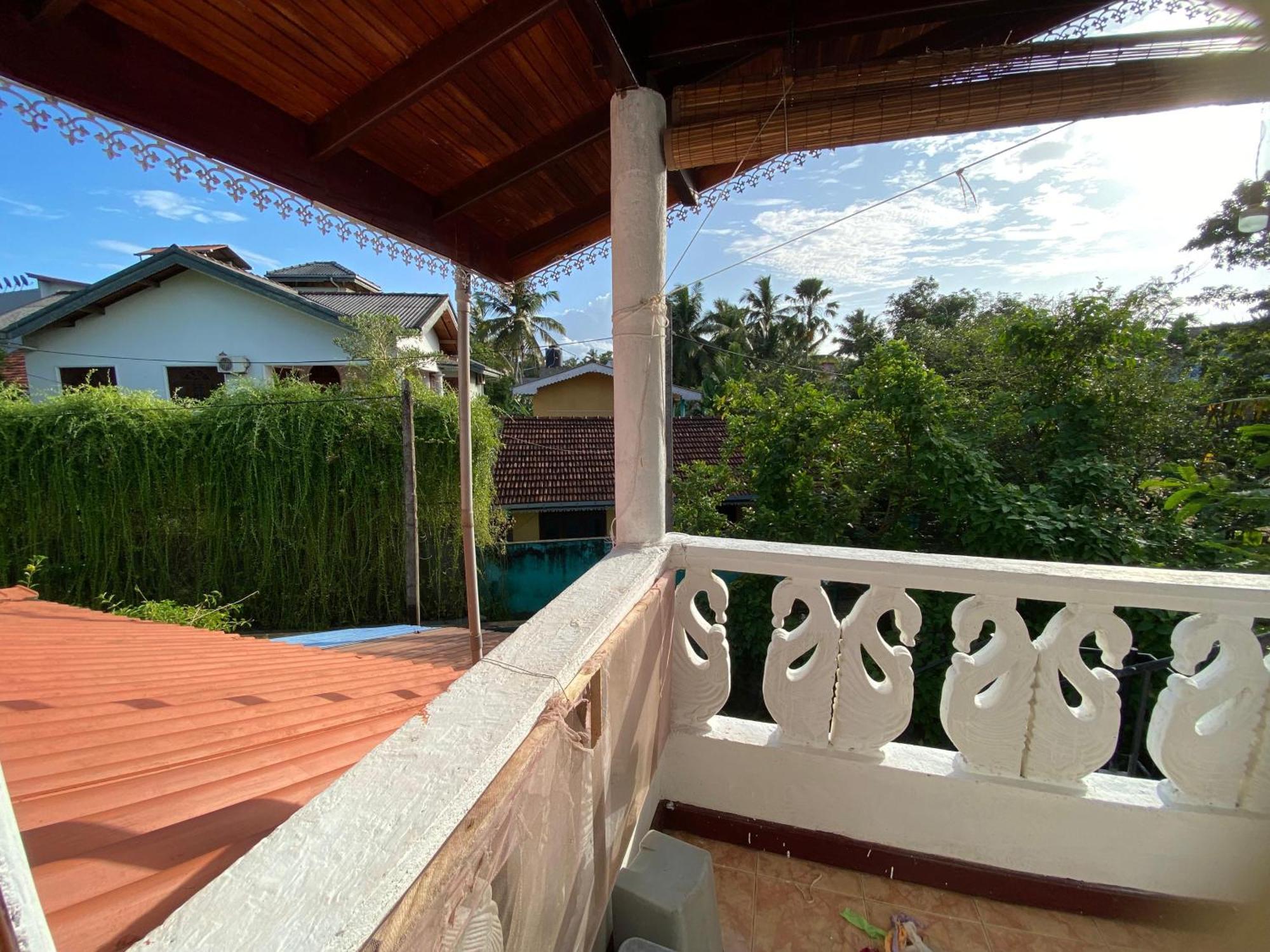 Alson Villa Hikkaduwa Exterior photo